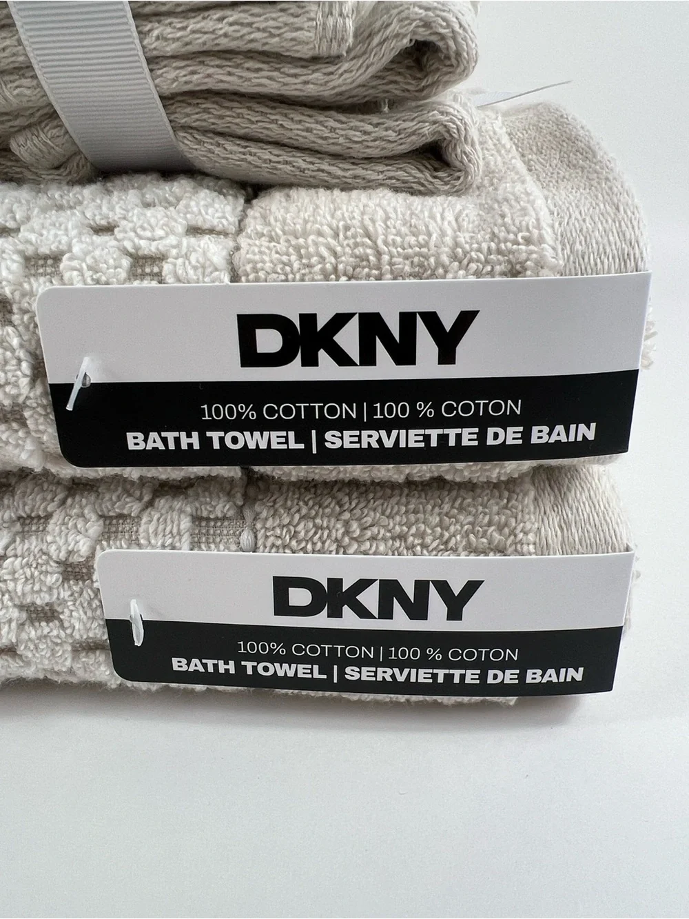 DKNY Bath Towels Tan White Textured Soft Plush 100% Cotton 2 Pc Set NEW